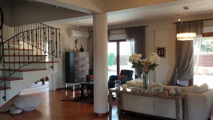 Detached house for rent 300 m² in Limassol, Limassol - Linopetra