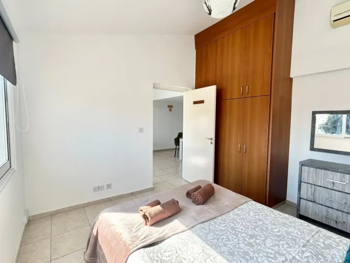 Residential properties for rent 70 m² in Paphos, Tombs Of the Kings