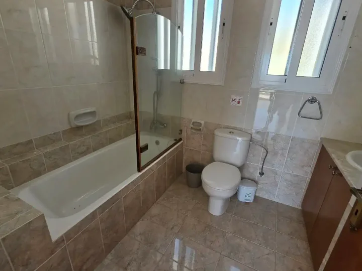 Villa for rent 220 m² in Paphos, Pegeia