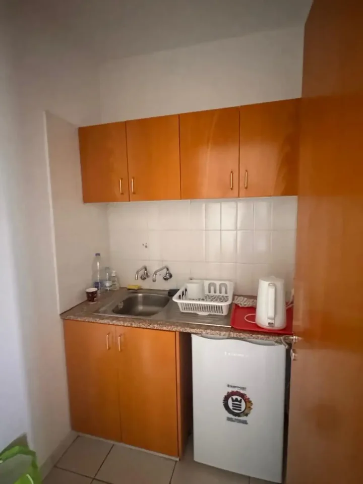 Office 90 m² for rent in Larnaca, Drosia