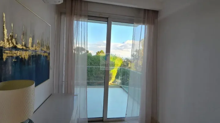5-bedroom villa for rent 400 m² in Famagusta, Protaras
