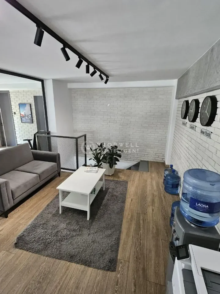 Офис 340 м² в аренду в Limassol, Limassol - Neapolis