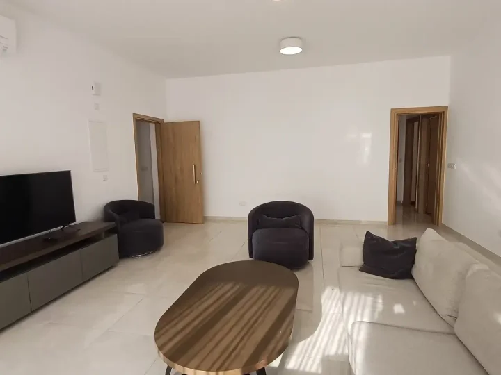 3-bedroom apartments for rent 150 m² in Limassol, Limassol - Mesa Geitonia