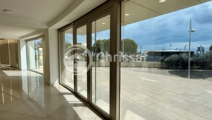 Office 717 m² for rent in Limassol, Limassol - Neapolis