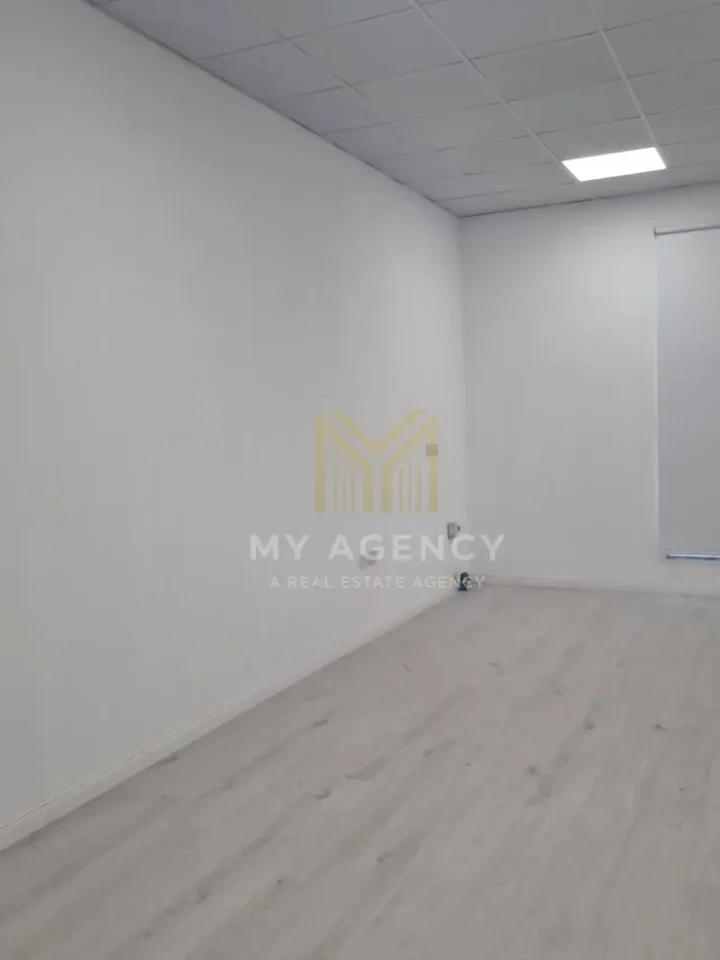 Office 35 m² for rent in Nicosia, Strovolos - Acropolis