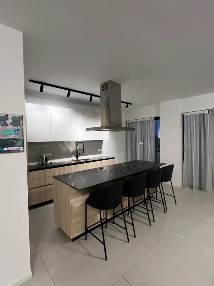 3-bedroom apartments for rent 100 m² in Limassol, Limassol - Omonia