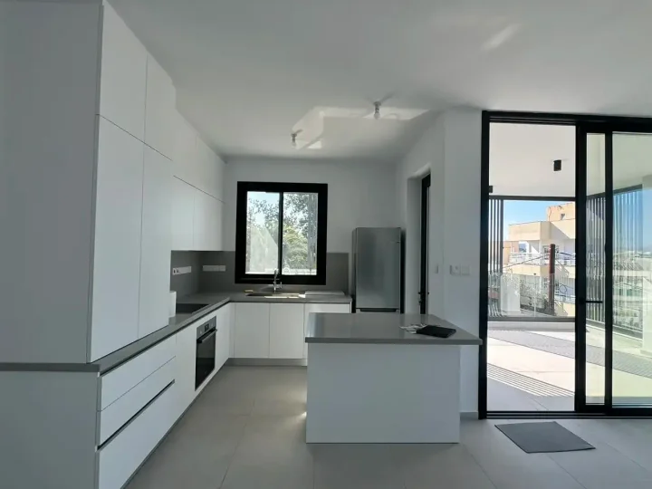 2-bedroom apartments for rent 90 m² in Nicosia, Strovolos - Stavros