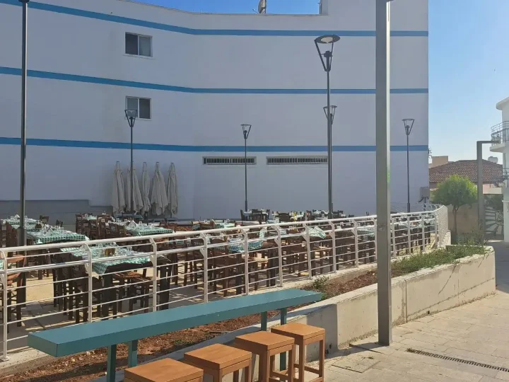 Trading area 250 m² for rent in Paphos, Paphos - Agios Theodoros