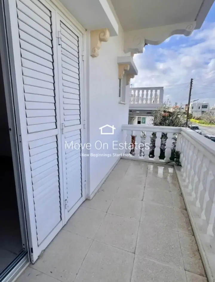 4-bedroom detached house for rent 300 m² in Larnaca, Livadia Larnakas