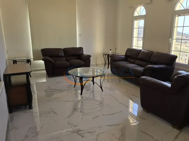 5-bedroom villa for rent 250 m² in Limassol, Monagroulli
