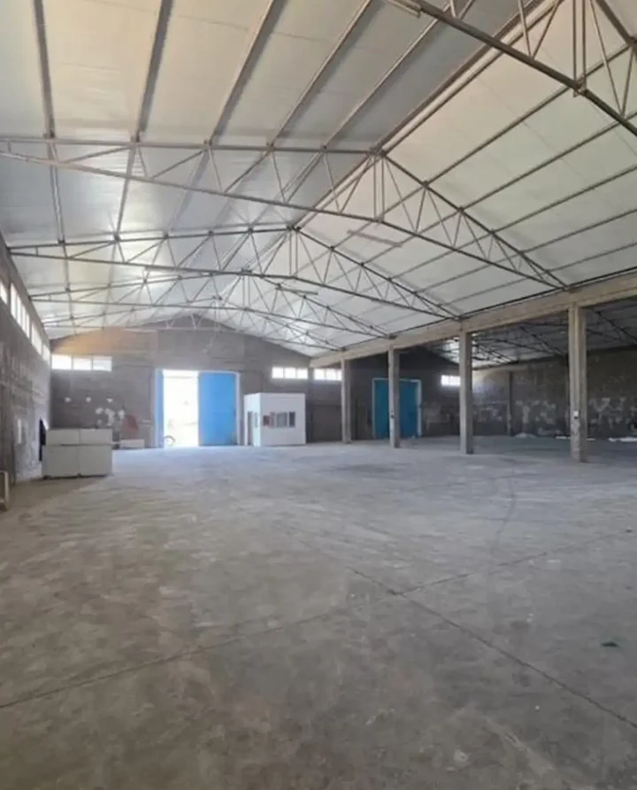 Residential properties for rent 1000 m² in Limassol, Ypsonas