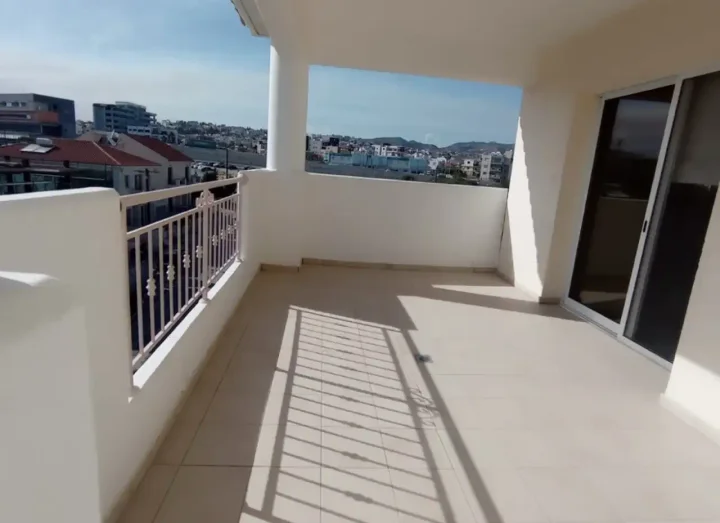 2-bedroom apartments for rent 100 m² in Limassol, Limassol - Mesa Geitonia