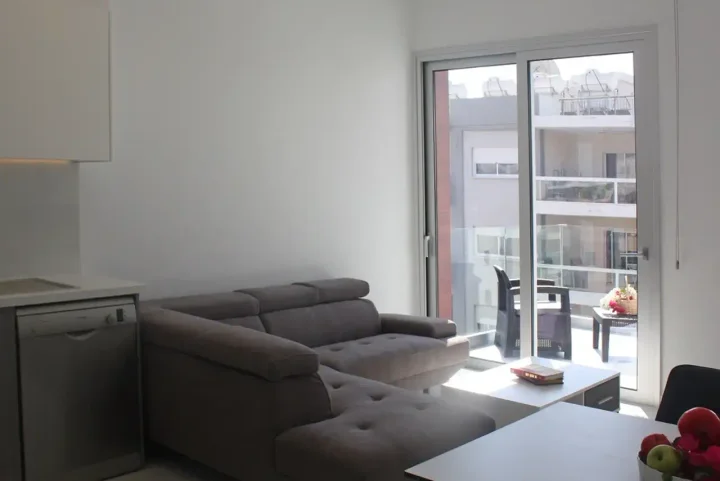 1-bedroom apartments for rent 80 m² in Limassol, Limassol - Katholiki