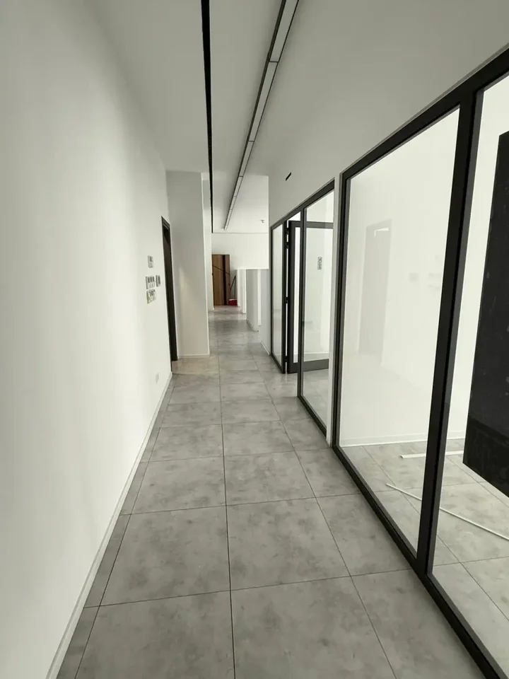 Office 500 m² for rent in Limassol, Limassol - Agios Nicolaos