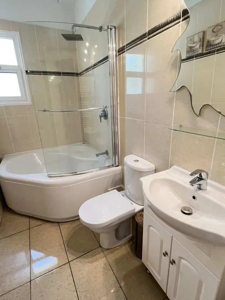 Βίλα προς ενοικίαση 300 μ² στην τοποθεσία Paphos, Pegeia