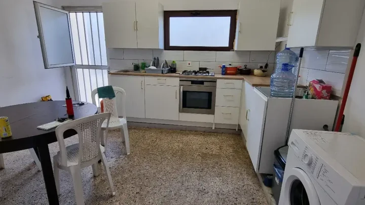 Commercial properties  for rent in Limassol, Limassol - Omonia
