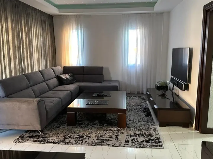 3-bedroom penthouse for rent 160 m² in Larnaca, Larnaka - Sotiros