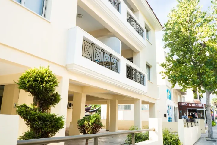 Residential properties for rent 70 m² in Paphos, Paphos - Kato Paphos