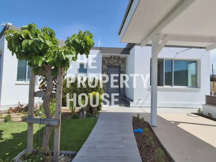 3-bedroom detached house for rent 130 m² in Limassol, Moni