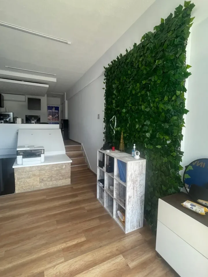 Office 70 m² for rent in Limassol, Parekklisia Tourist Area