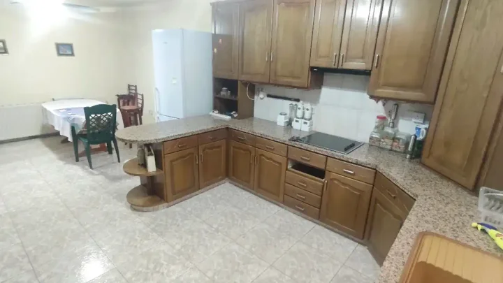 3-bedroom semi-detached house for rent 180 m² in Nicosia, Palouriotissa