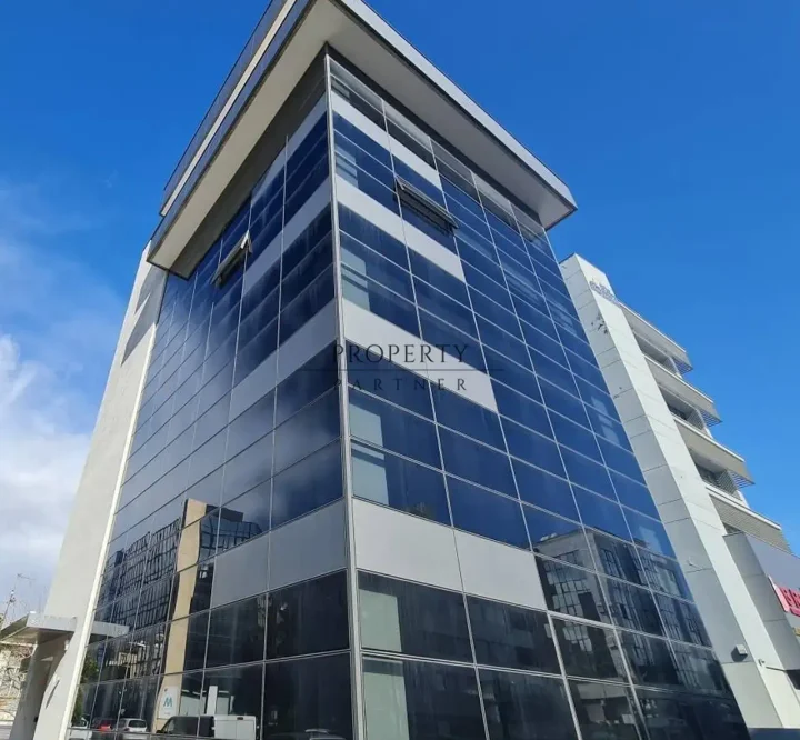 Office 188 m² for rent in Limassol, Limassol - Agia Zoni