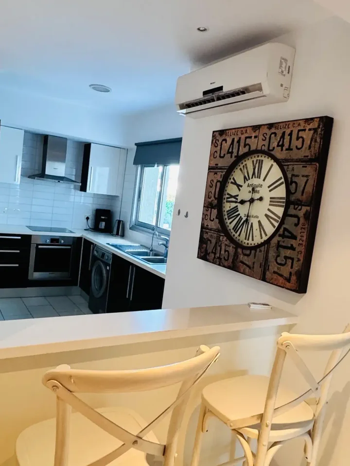 3-bedroom apartments for rent 150 m² in Limassol, Limassol Marina