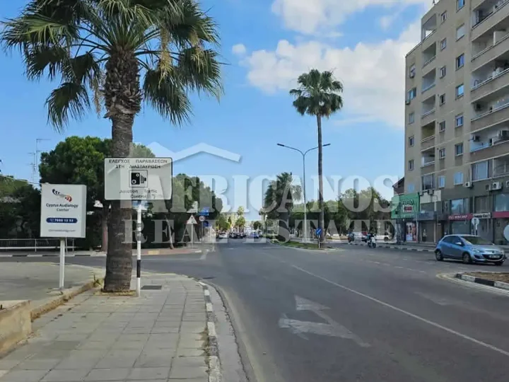 Office 80 m² for rent in Larnaca, Larnaka - Skala