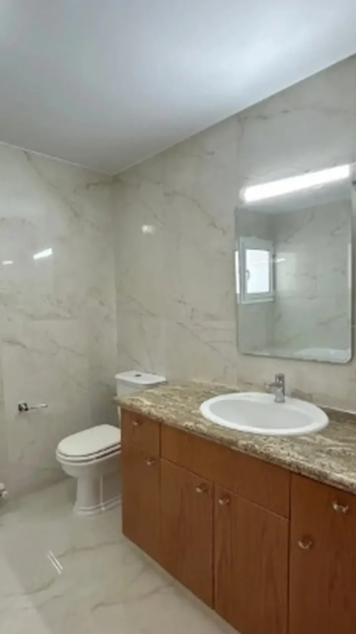 Γραφείο 185 μ² προς ενοικίαση στην τοποθεσία Limassol, Limassol - Mesa Geitonia