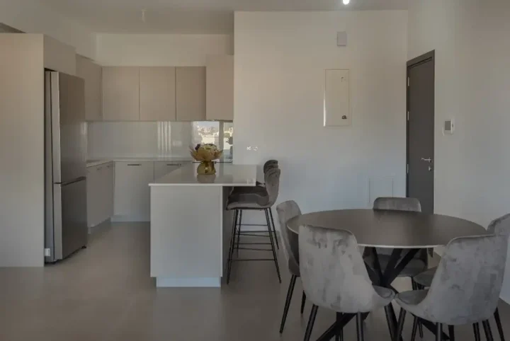 3-bedroom penthouse for rent 140 m² in Larnaca, Livadia Larnakas