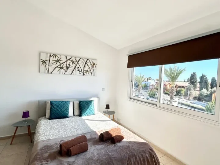 Residential properties for rent 70 m² in Paphos, Tombs Of the Kings