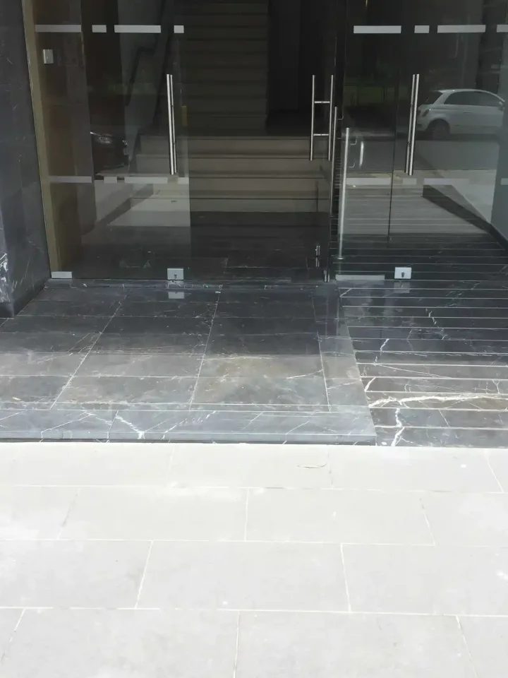Office 437 m² for rent in Nicosia, Nicosia - Agios Andreas