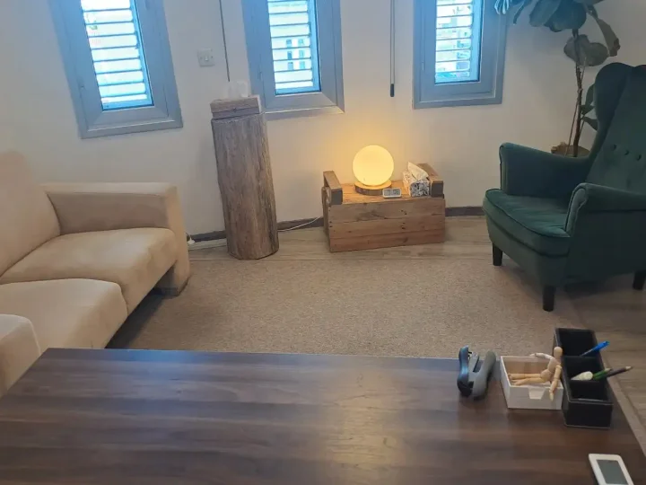 Office 12 m² for rent in Nicosia, Egkomi - Makedonitissa