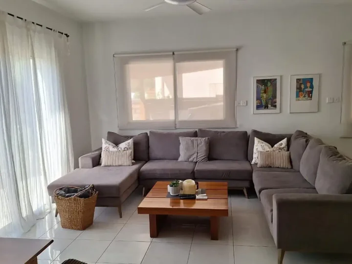 Detached house for rent 180 m² in Limassol, Parekklisia