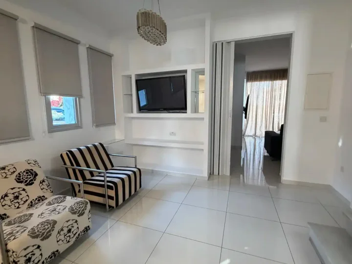3-bedroom detached house for rent 210 m² in Limassol, Erimi