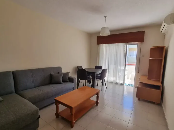 3-bedroom apartments for rent 100 m² in Limassol, Limassol - Neapolis