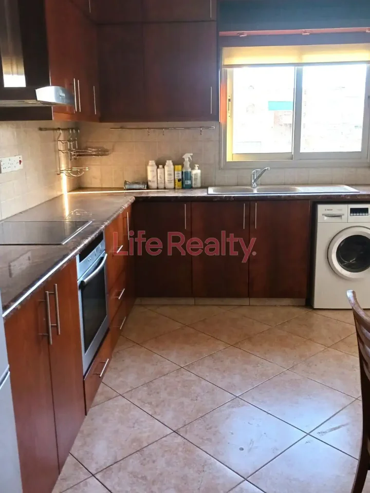 Apartments for rent 100 m² in Limassol, Limassol - Mesa Geitonia