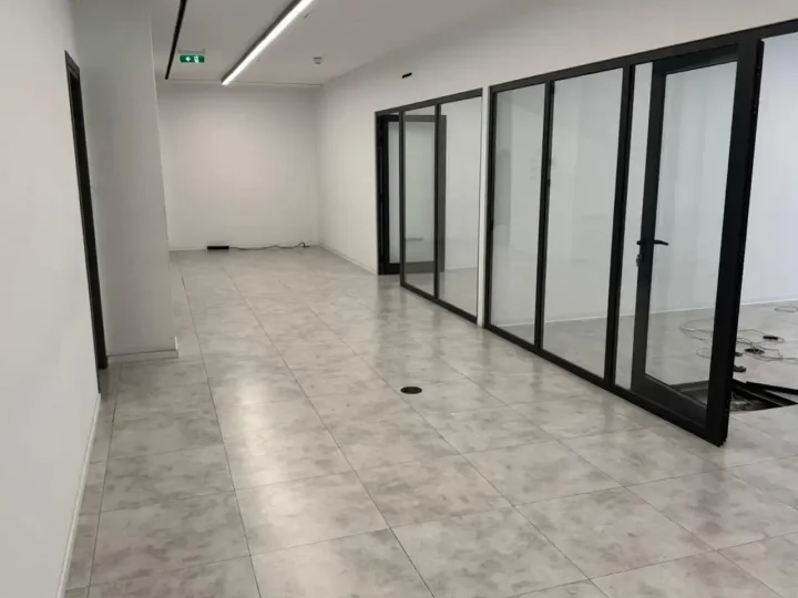 Office 500 m² for rent in Limassol, Limassol - Agios Nicolaos