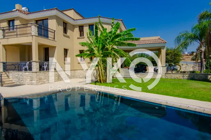5-bedroom detached house for rent 440 m² in Limassol, Parekklisia