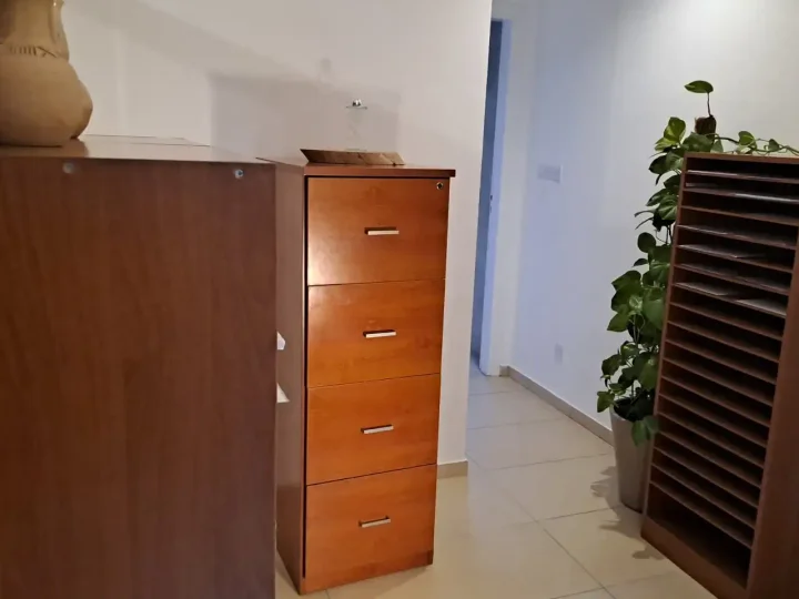Office 120 m² for rent in Nicosia, Egkomi