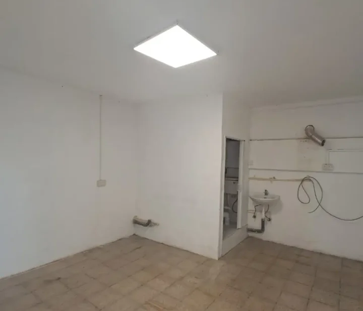 Warehouse 104 m² for rent in Nicosia, Nicosia - Kaimakli