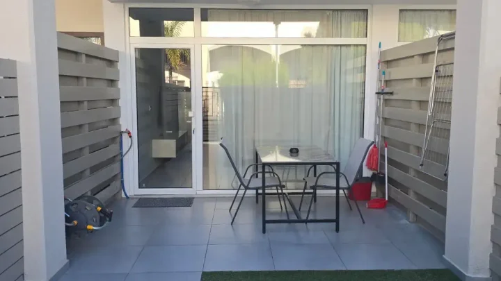 2-bedroom apartments for rent 90 m² in Limassol, Germasogeia