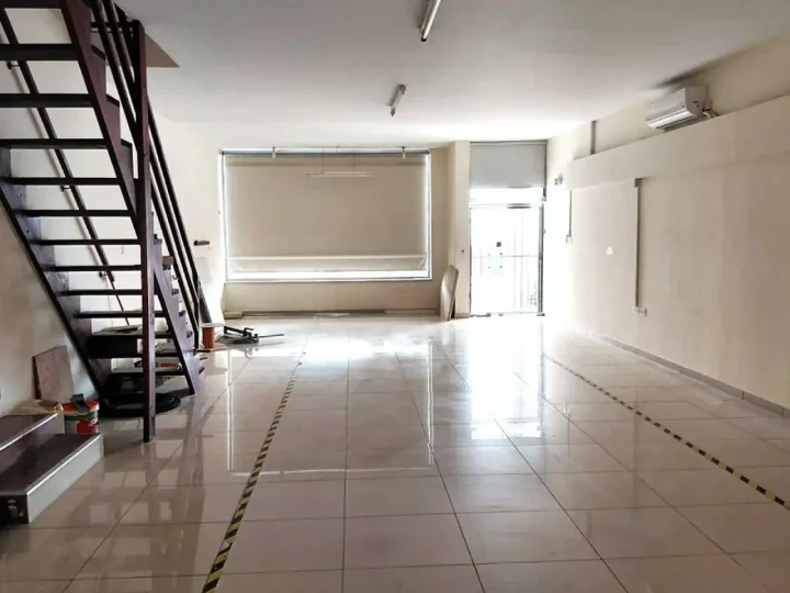 Trading area 180 m² for rent in Paphos, Paphos - Anavargos