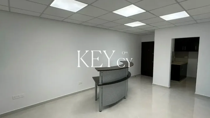 Office 103 m² for rent in Limassol, Limassol - Agia Zoni