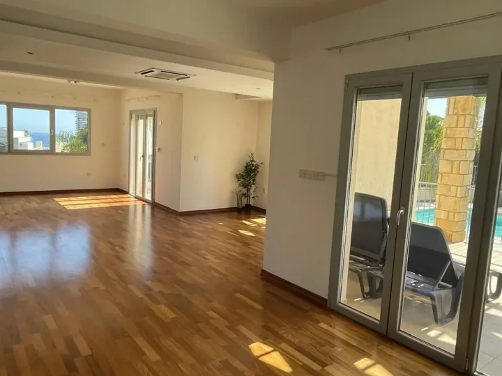 4-bedroom detached house for rent 152 m² in Limassol, Agios Tychon