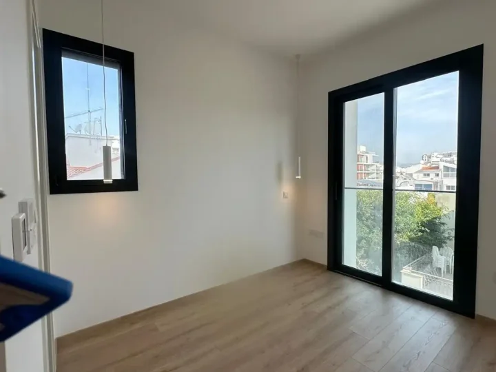 Apartments for rent 150 m² in Limassol, Limassol - Katholiki