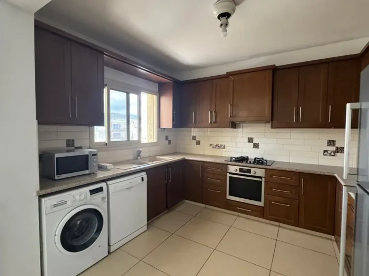 Penthouse for rent 121 m² in Limassol, Agios Athanasios