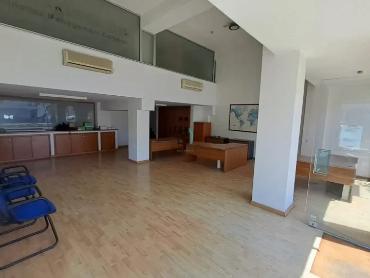 Office 190 m² for rent in Limassol, Limassol - Apostolos Andreas