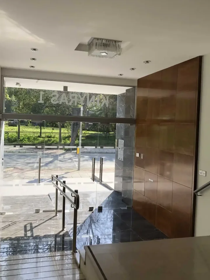Office 437 m² for rent in Nicosia, Nicosia - Agios Andreas
