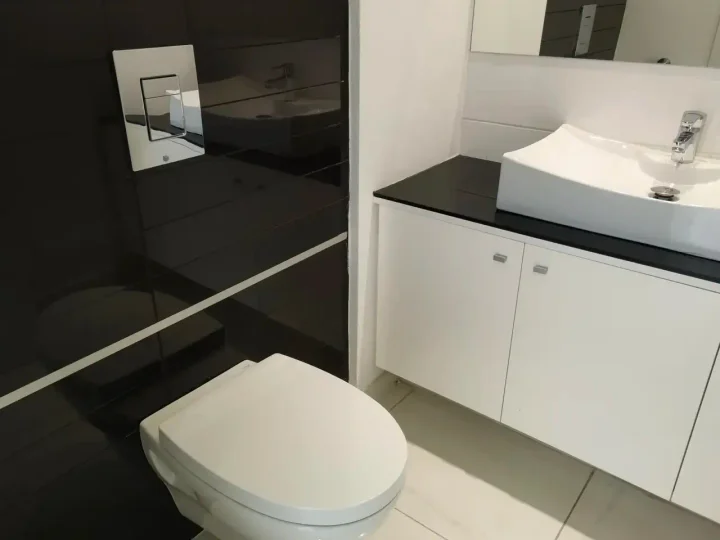 3-bedroom apartments for rent 280 m² in Nicosia, Nicosia - Trypiotis